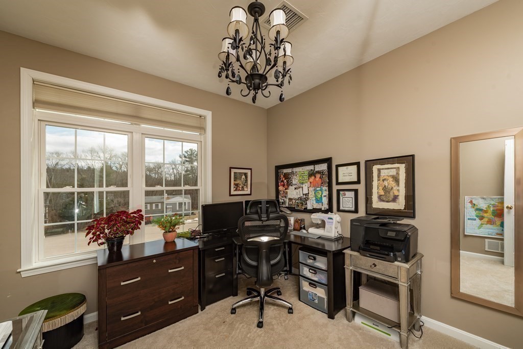 12 Robs Lane Sharon, MA 02067 - Photo 19 of 29 Gallery Image 19