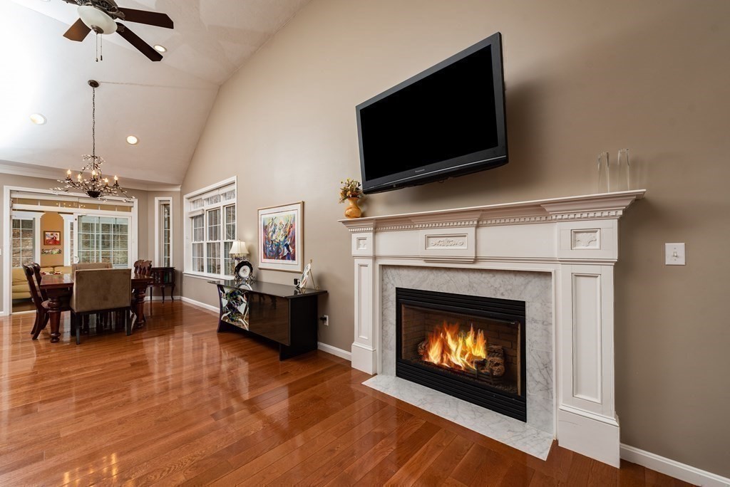 12 Robs Lane Sharon, MA 02067 - Photo 6 of 29 Gallery Image 6