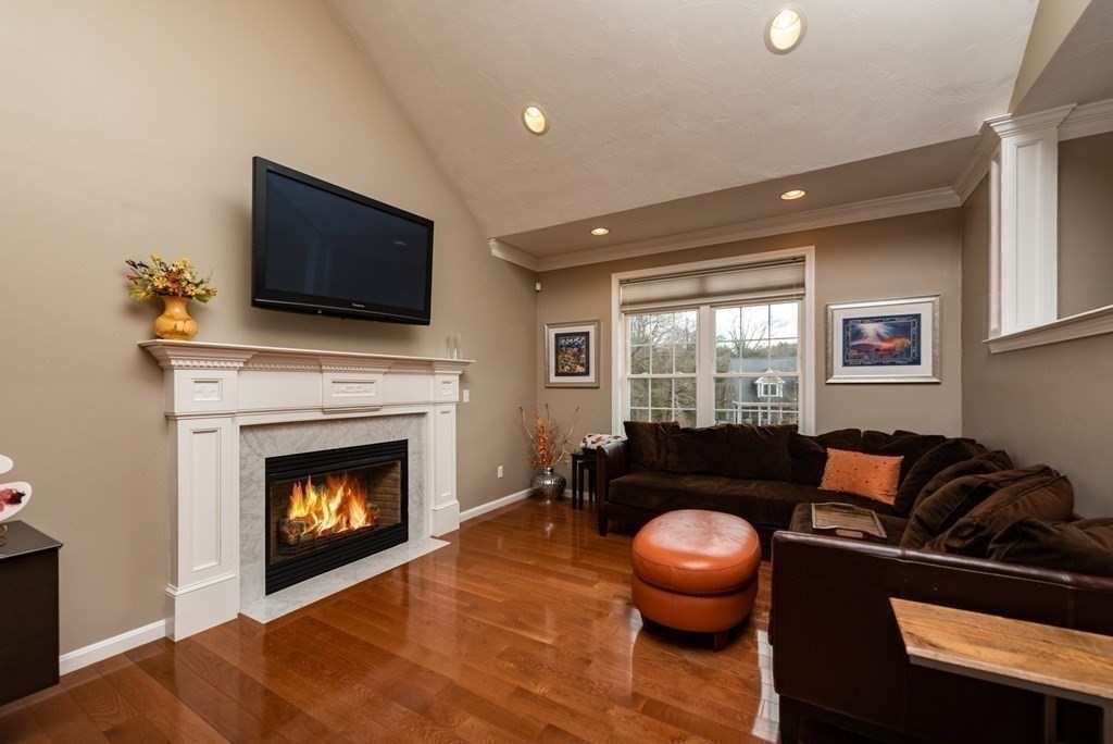 12 Robs Lane Sharon, MA 02067 - Photo 7 of 29 Gallery Image 7