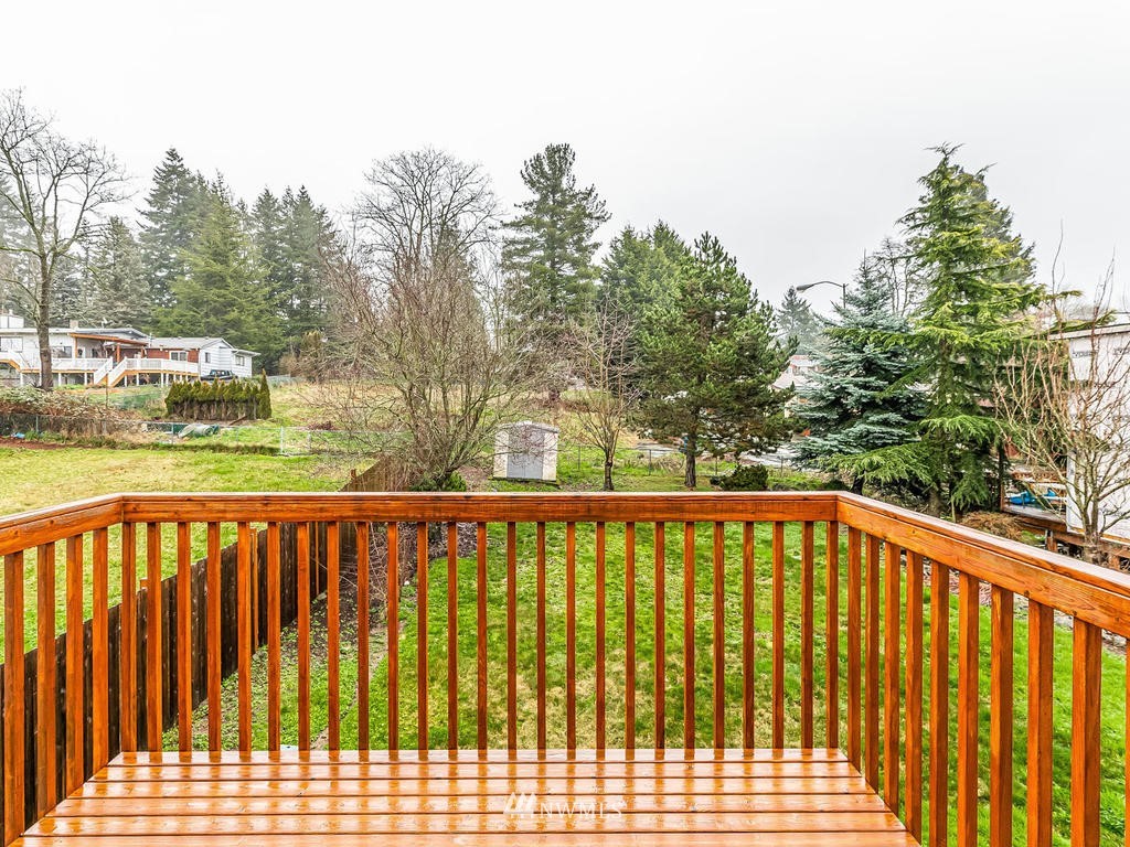 17022 105th Avenue Southeast Renton, WA 98055 - Photo 16 of 20