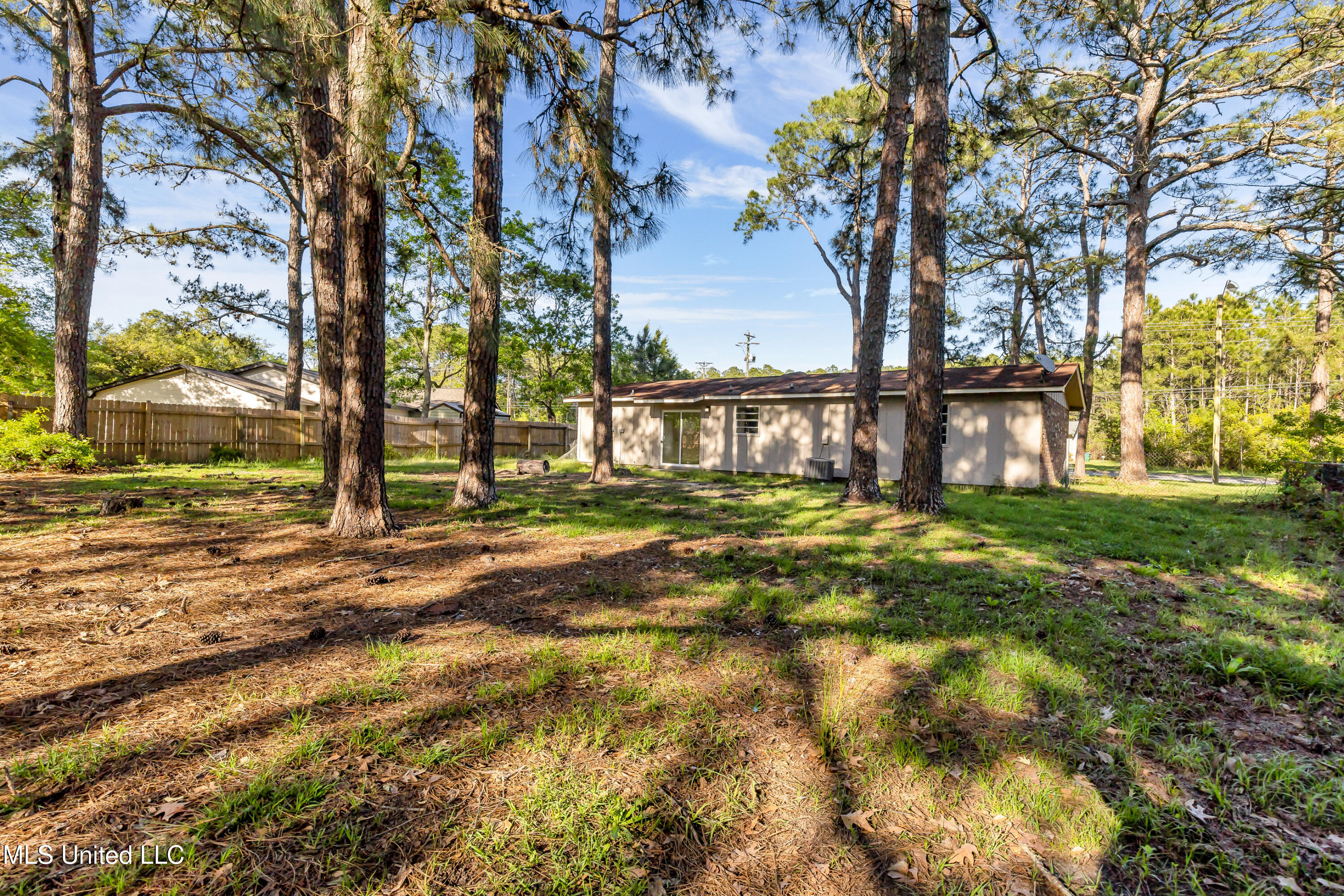 2313 Ladnier Road Gautier, MS 39553 - Photo 19 of 22 2313LadnierRd-21