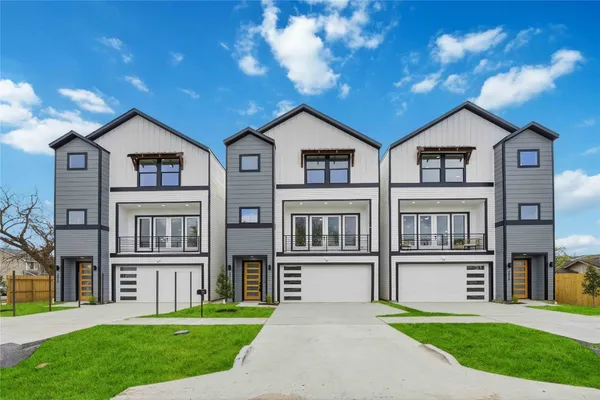 $1,159,900 | 2010-2014 Yates Street, Houston, TX 77020