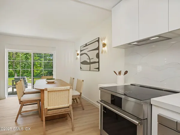 $7,500 | 1188 King Street, Unit 105, Greenwich, CT 06831