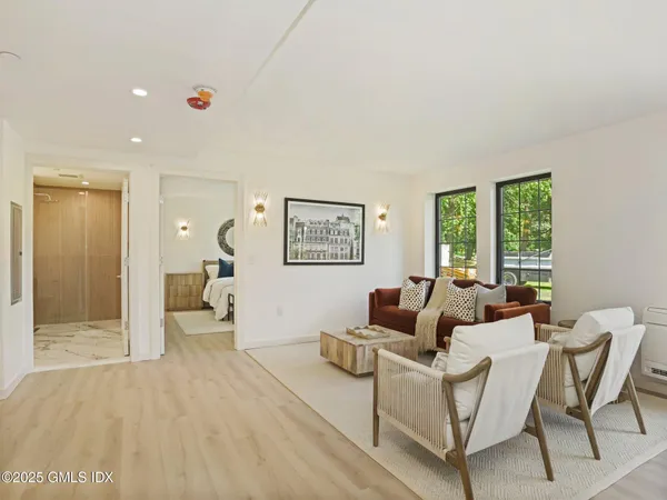 $7,500 | 1188 King Street, Unit 105, Greenwich, CT 06831