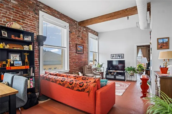 $195,000 | 509 Delaware Street, Unit 501, Kansas City, MO 64105