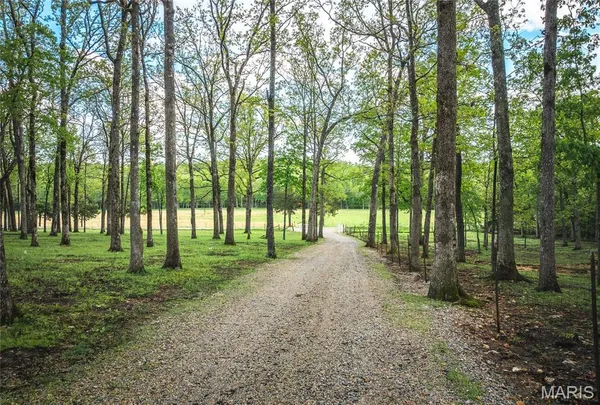 $494,500 | 13907 Hwy T, Fredericktown, MO 63645