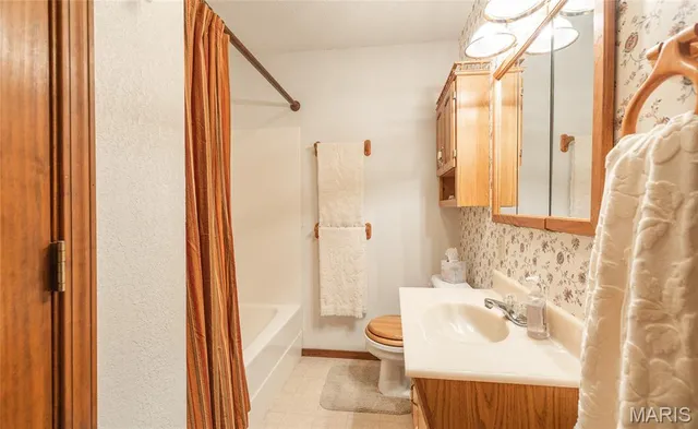 $494,500 | 13907 Hwy T, Fredericktown, MO 63645