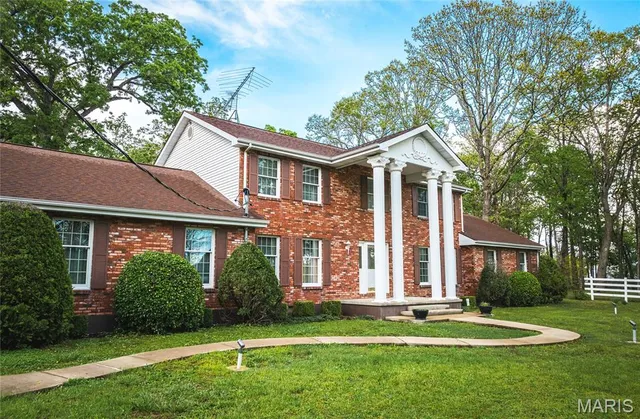 $494,500 | 13907 Hwy T, Fredericktown, MO 63645