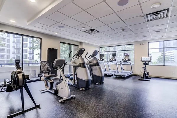 $2,800 | 3481 Lakeside Drive Northeast, Unit 605, Atlanta, GA 30326