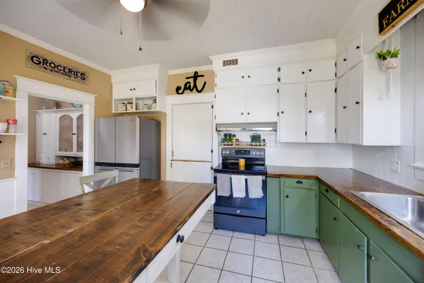 $335,000 | 205 North Broad Street, Everetts, NC 27825