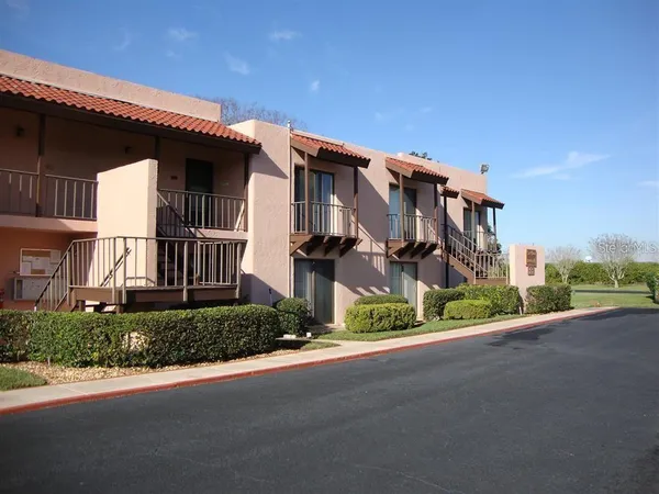 $94,999 | 215 La Casa, Unit 215, Lake Wales, FL 33898