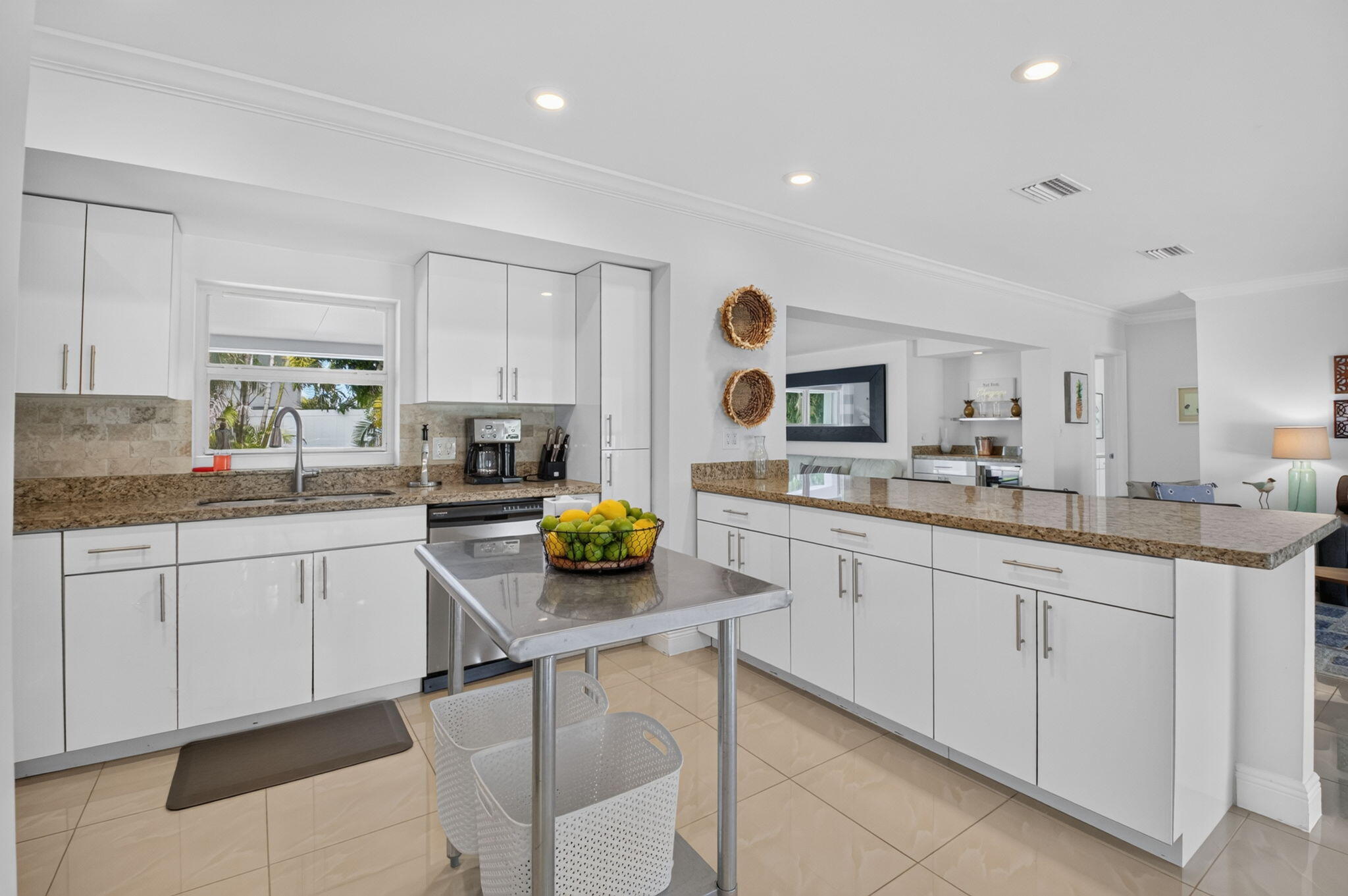 700 Northeast 70th Street Boca Raton, FL 33487 - Photo 9 of 42 Kitchen