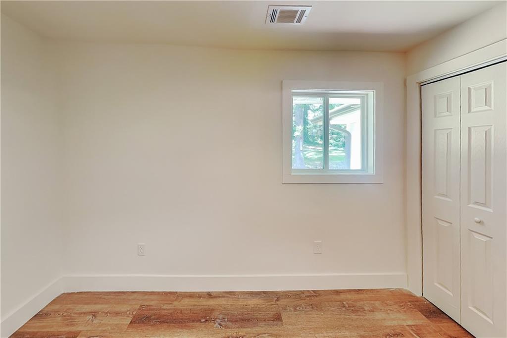 360 Simpson Terrace Northwest Atlanta, GA 30314 - Photo 12 of 20