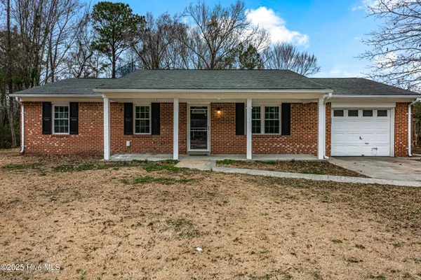 $1,650 | 236 White Oak Boulevard, Jacksonville, NC 28546