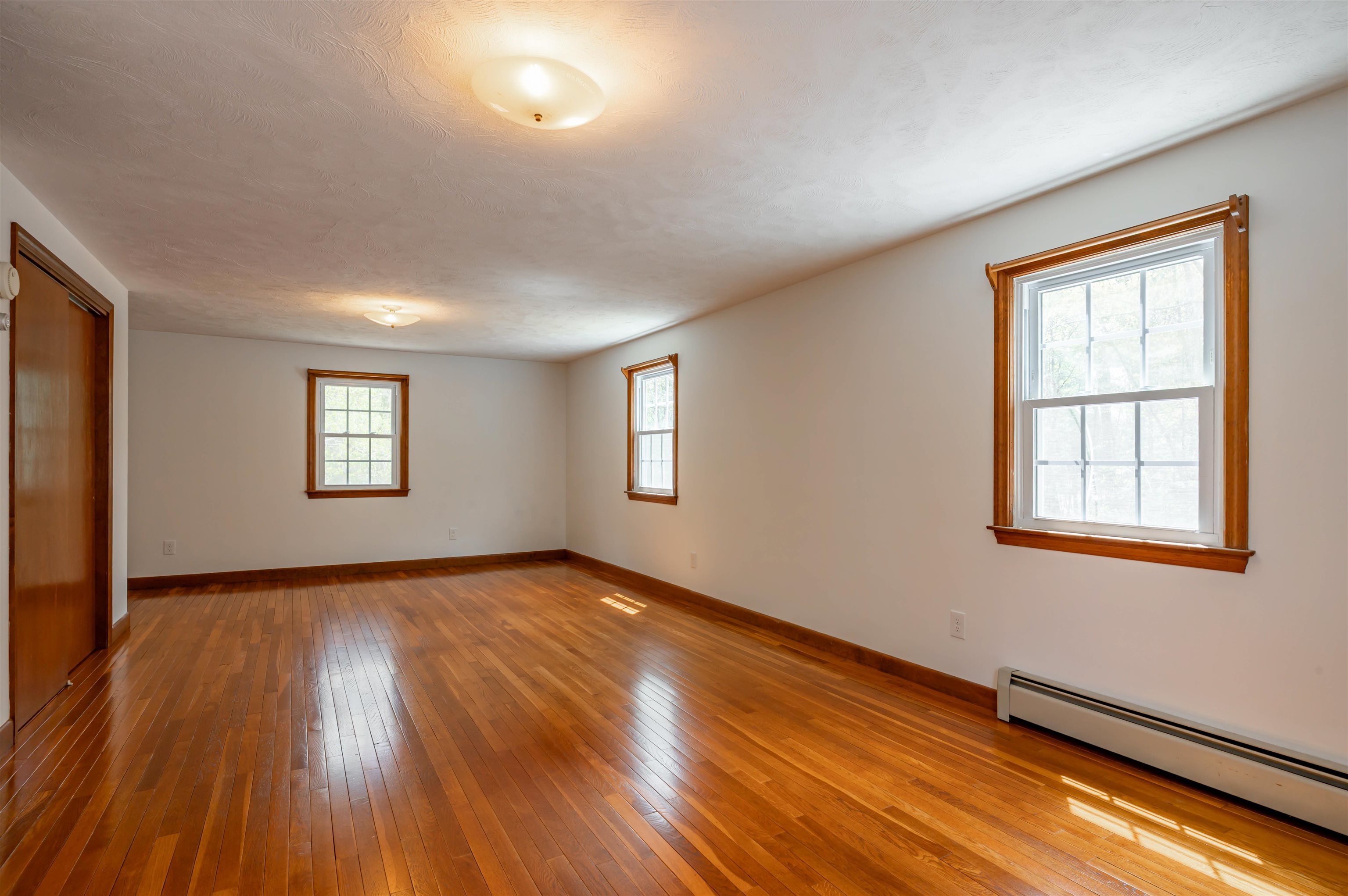 54 Towle Road Chester, NH 03036 - Photo 25 of 37