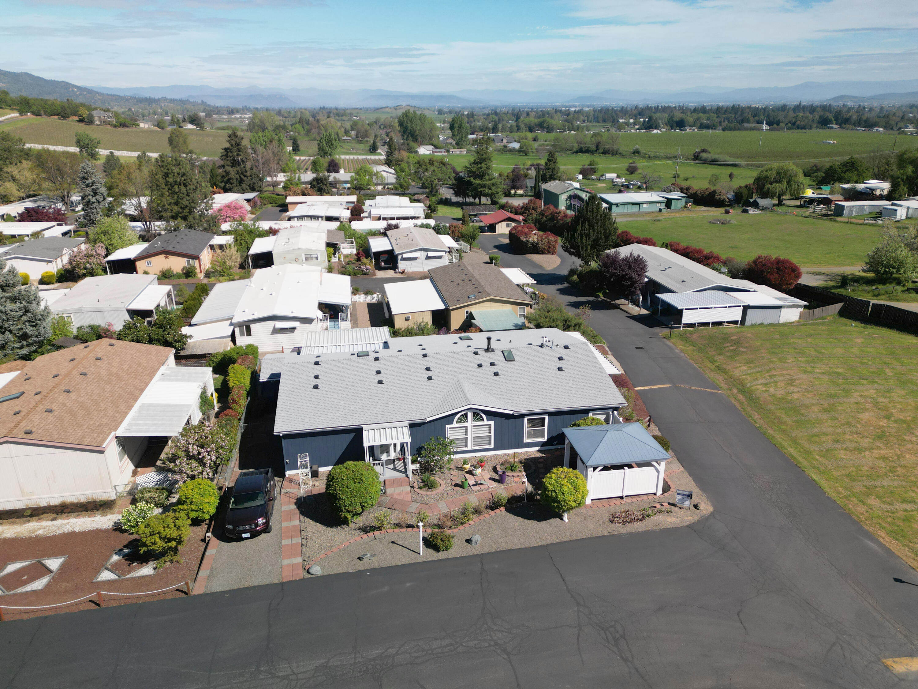 3955 South Stage Road, Unit 93 Medford, OR 97501 - Photo 1 of 42
