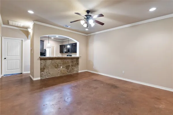 $2,350 | 113 Armored Avenue, College Station, TX 77845