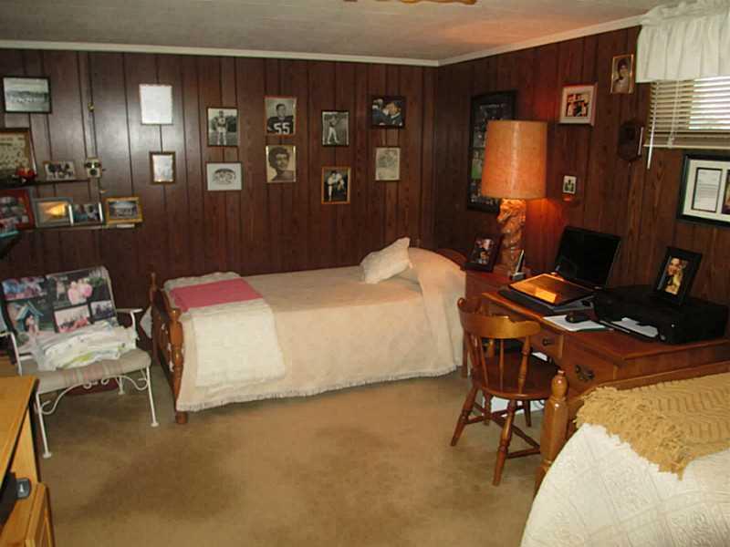 692 Saxonburg Road Butler, PA 16002 - Photo 13 of 23 Bedroom.