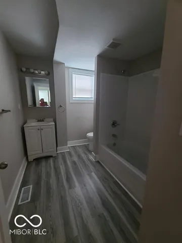 $1,095 | 1132 North Gale Street, Indianapolis, IN 46201