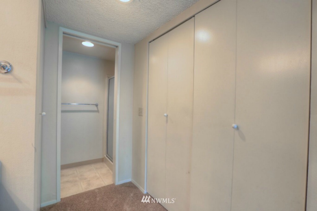 701 Southwest 5th Court, Unit B303 Renton, WA 98057 - Photo 14 of 18