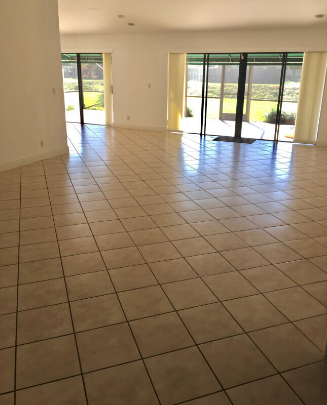 6160 Vía Tierra Boca Raton, FL 33433 - Photo 5 of 20 5
