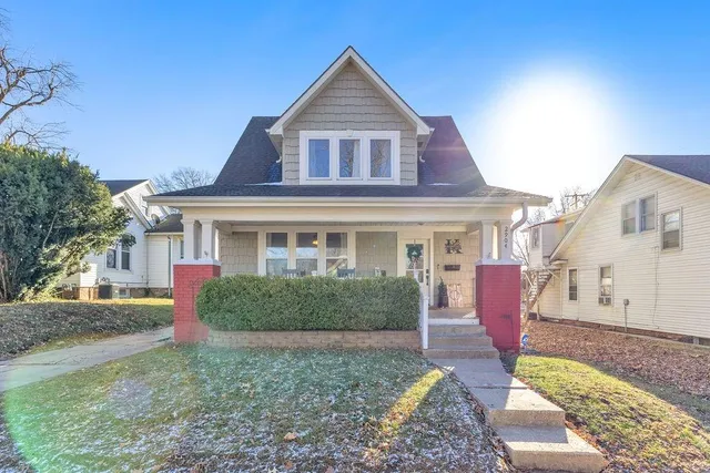 $189,900 | 2904 Jules Street, St. Joseph, MO 64501