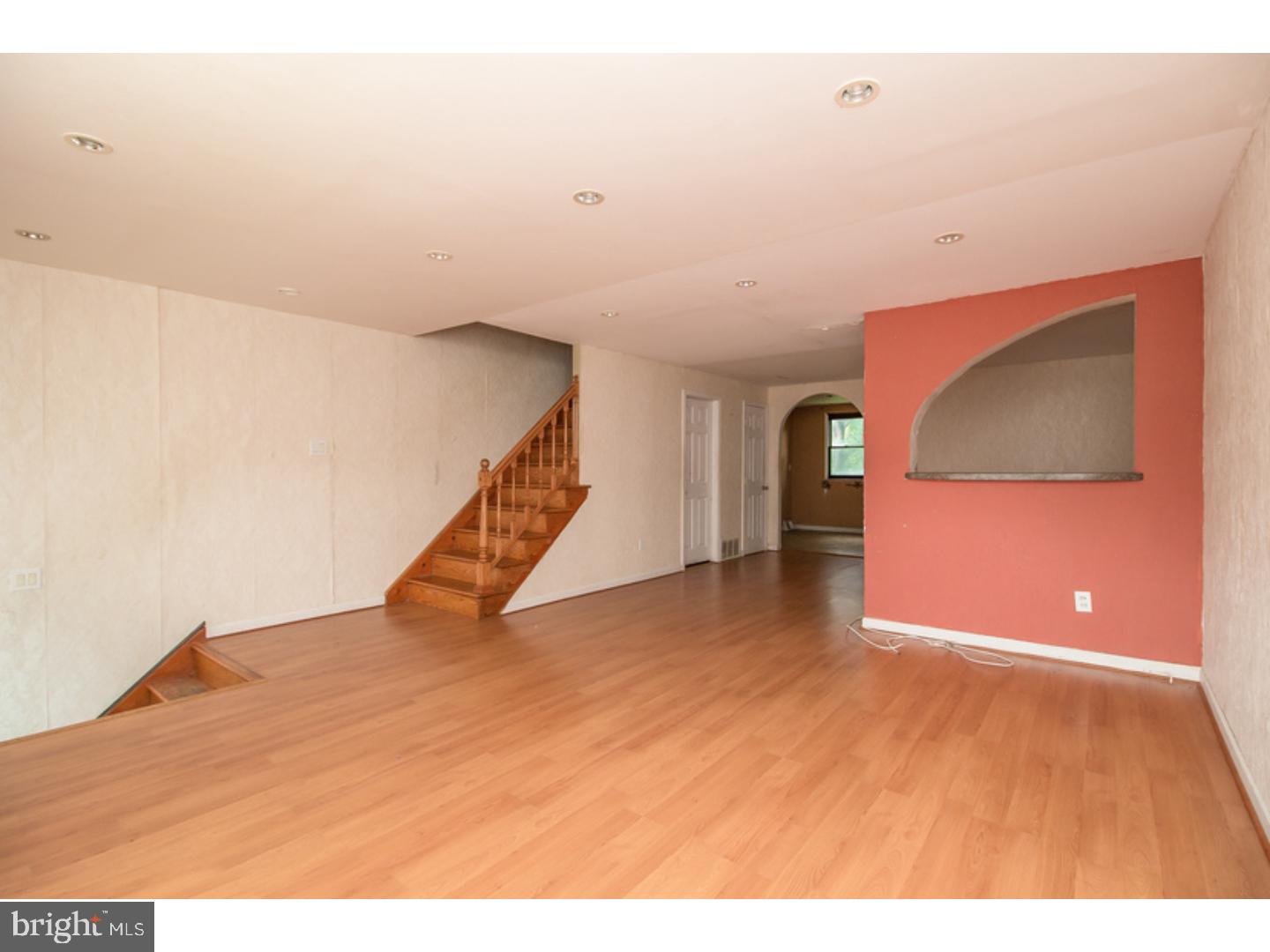 2807 Willits Road Philadelphia, PA 19114 - Photo 4 of 25 Gallery Image 4