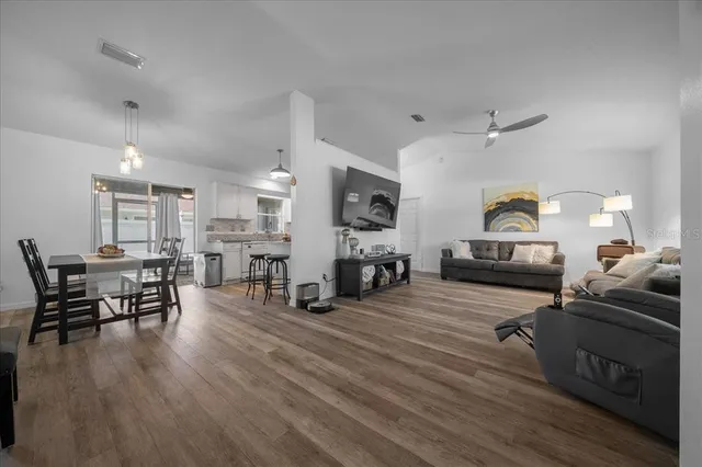 $289,999 | 1208 Northeast 21st Court, Ocala, FL 34470