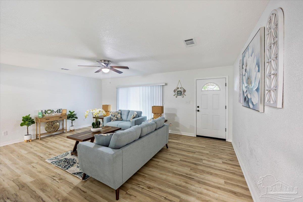 4840 West Spencer Field Road Pace, FL 32571 - Photo 4 of 34