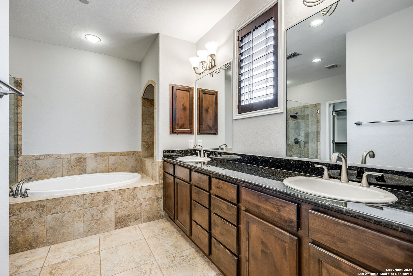 127 Burr Road, Unit 1 San Antonio, TX 78209 - Photo 5 of 43