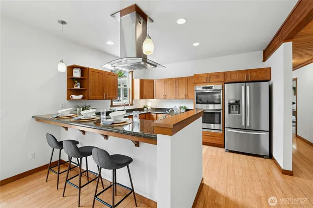 $1,750,000 | 8118 Northeast 126th Street, Kirkland, WA 98034