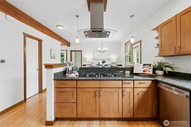 $1,750,000 | 8118 Northeast 126th Street, Kirkland, WA 98034