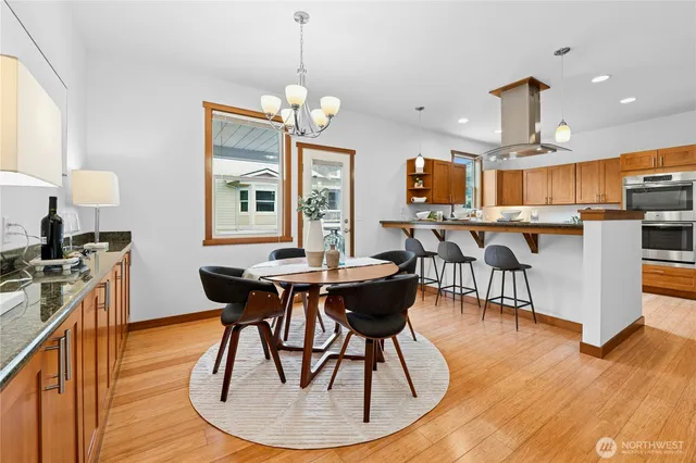 $1,750,000 | 8118 Northeast 126th Street, Kirkland, WA 98034