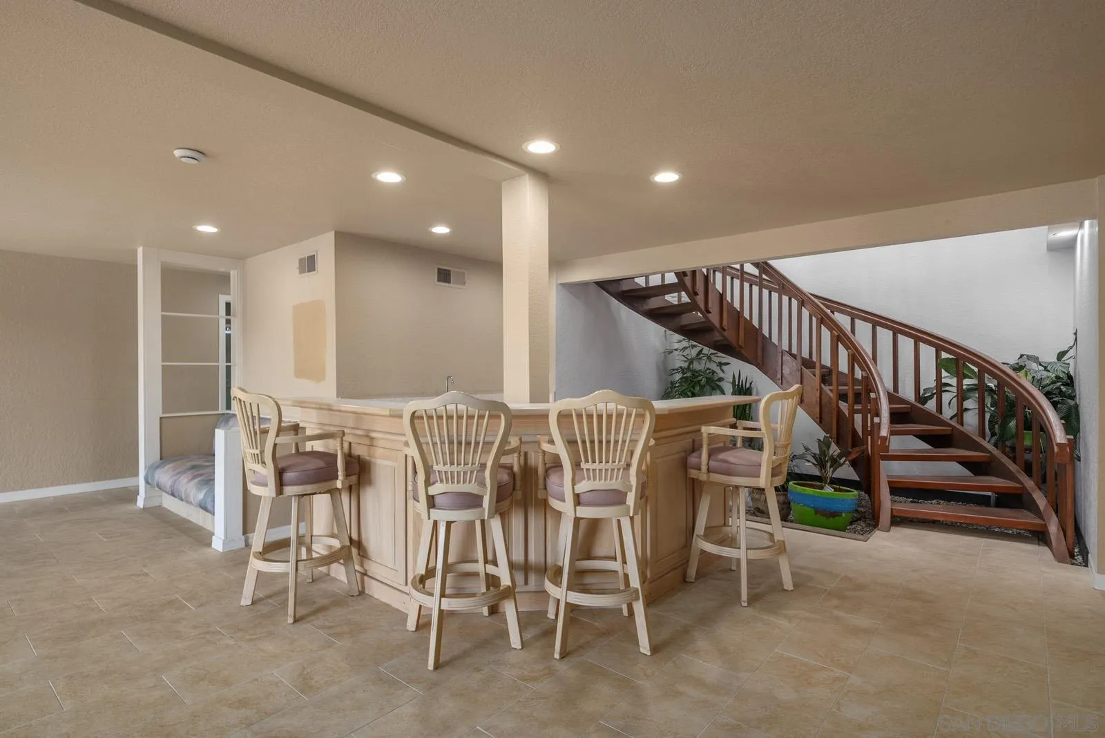 18695 Polvera Drive San Diego, CA 92128 - Photo 20 of 33 a dining room with furniture and entryway
