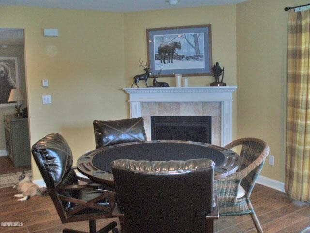 5 Beacon Trail Galena, IL 61036 - Photo 16 of 25 a living room with furniture and a fireplace