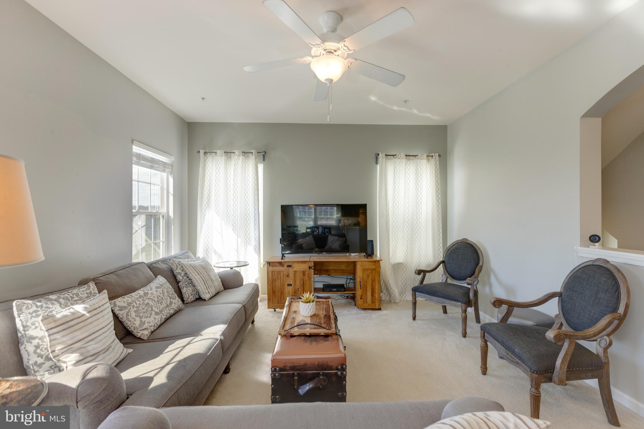2649 St Marys View Road Accokeek, MD 20607 - Photo 17 of 51 Family Room