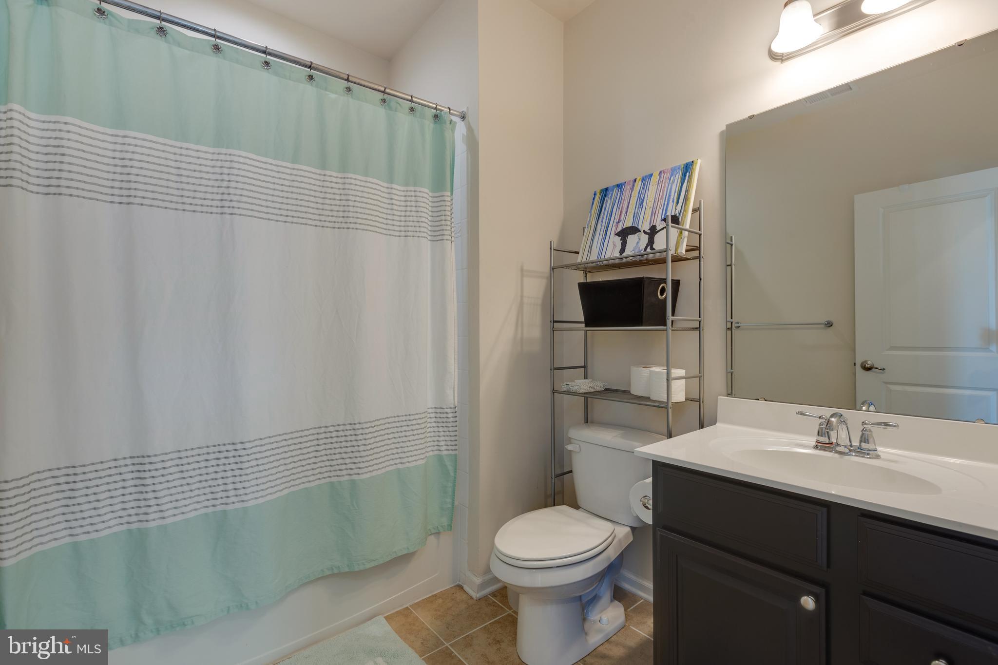 2649 St Marys View Road Accokeek, MD 20607 - Photo 29 of 51 Hallway bathroom