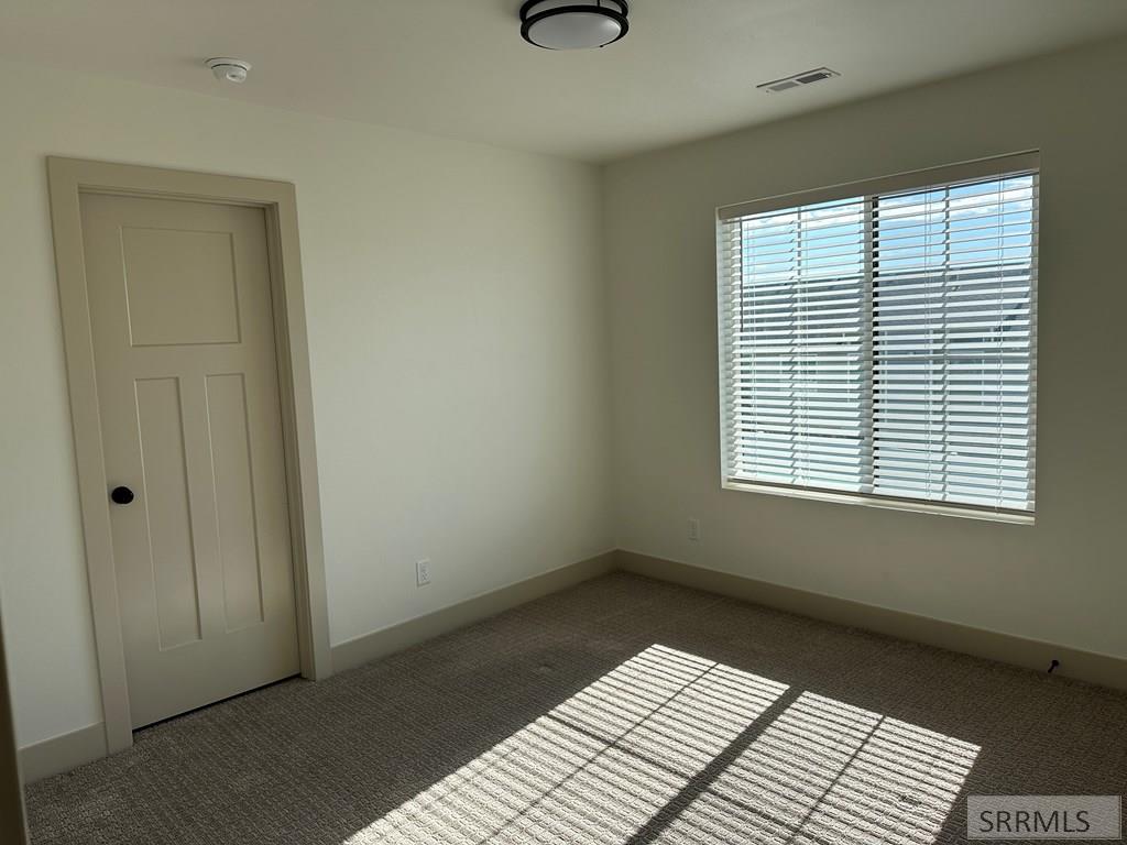 733 Rustic Road Pocatello, ID 83201 - Photo 11 of 30