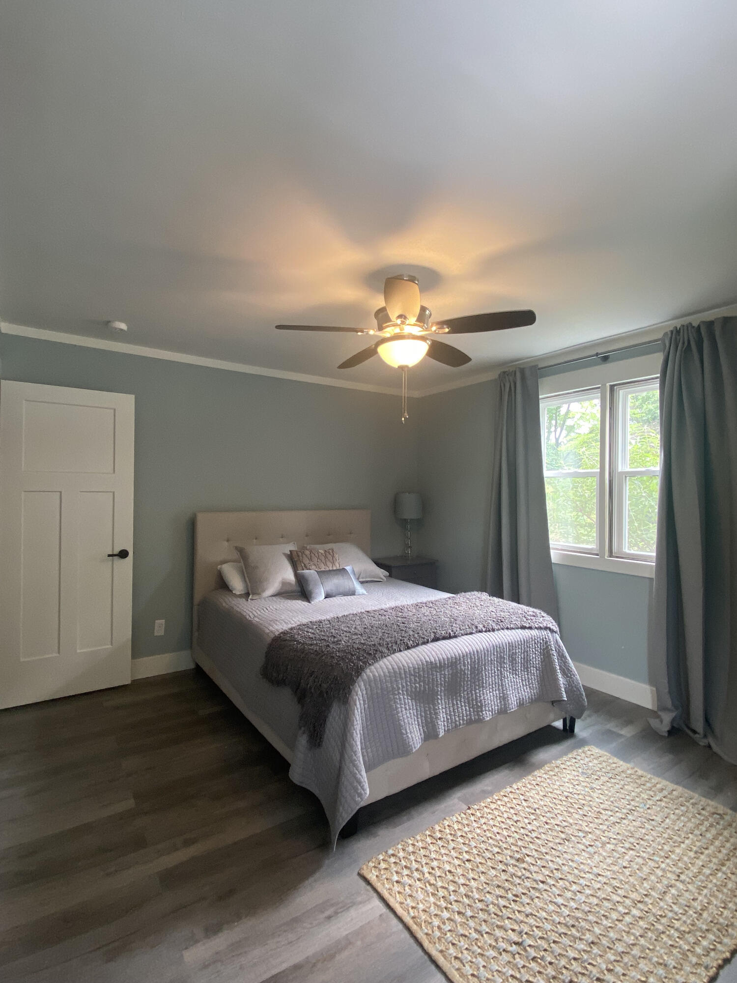 4553 Ridge Road Stevensville, MI 49127 - Photo 11 of 19 NorthQueenBedroom2