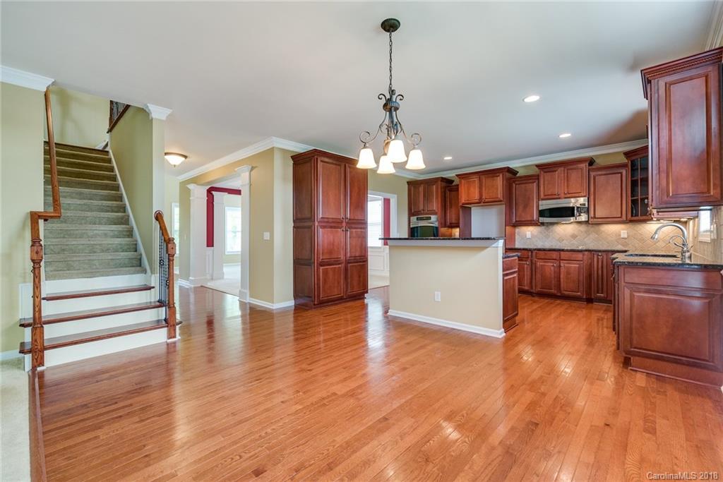 4215 Bright Road Charlotte, NC 28214 - Photo 12 of 33 Gallery Image 12
