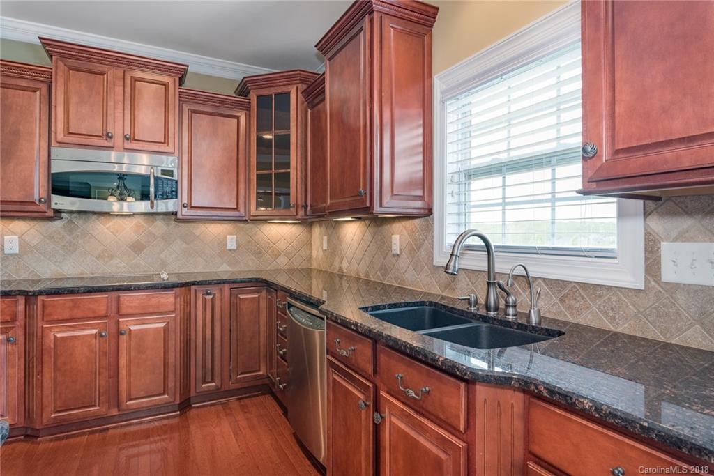 4215 Bright Road Charlotte, NC 28214 - Photo 10 of 33 Gallery Image 10