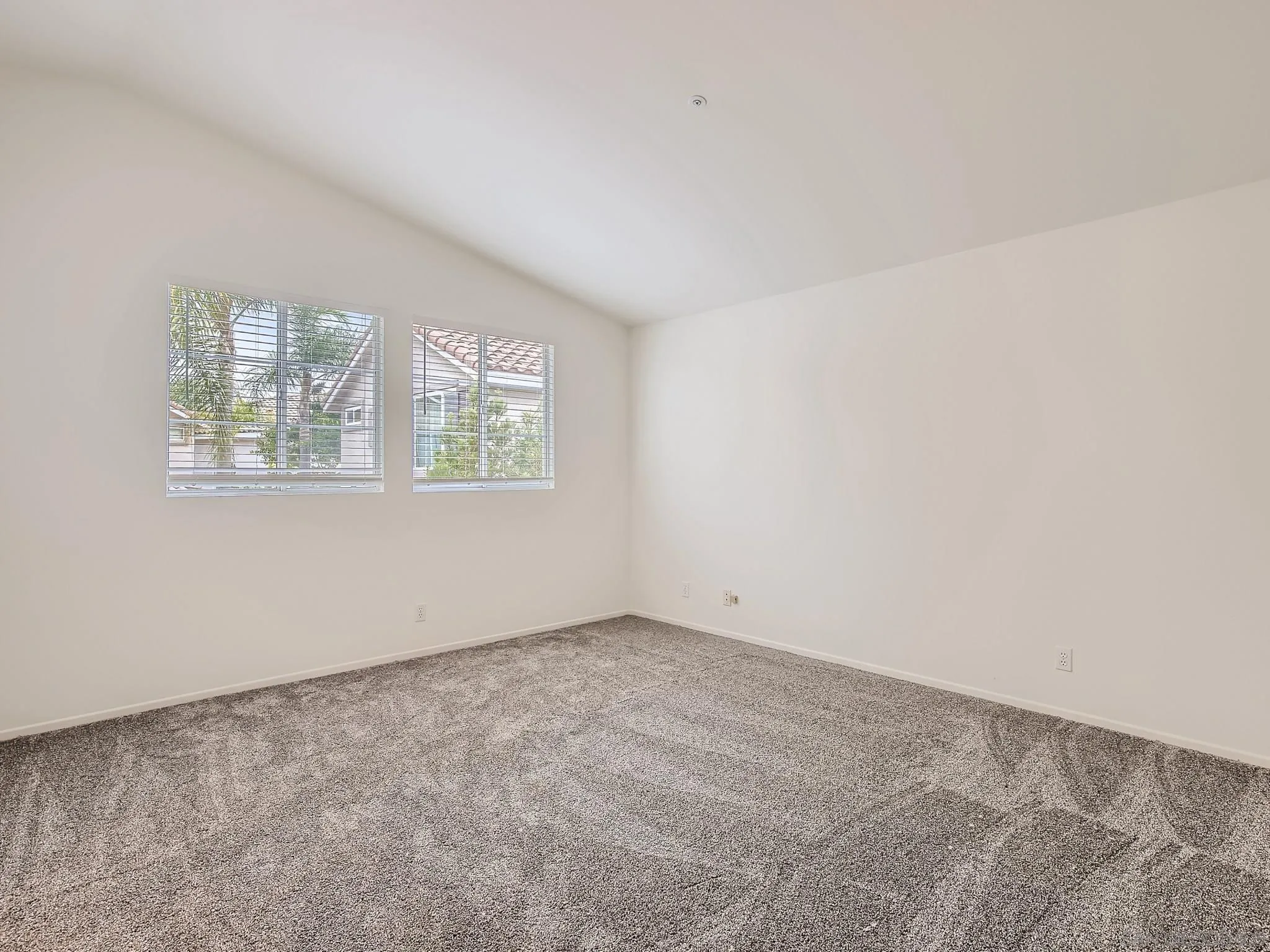 1821 Key Largo Road Vista, CA 92081 - Photo 6 of 11 Gallery Image 6