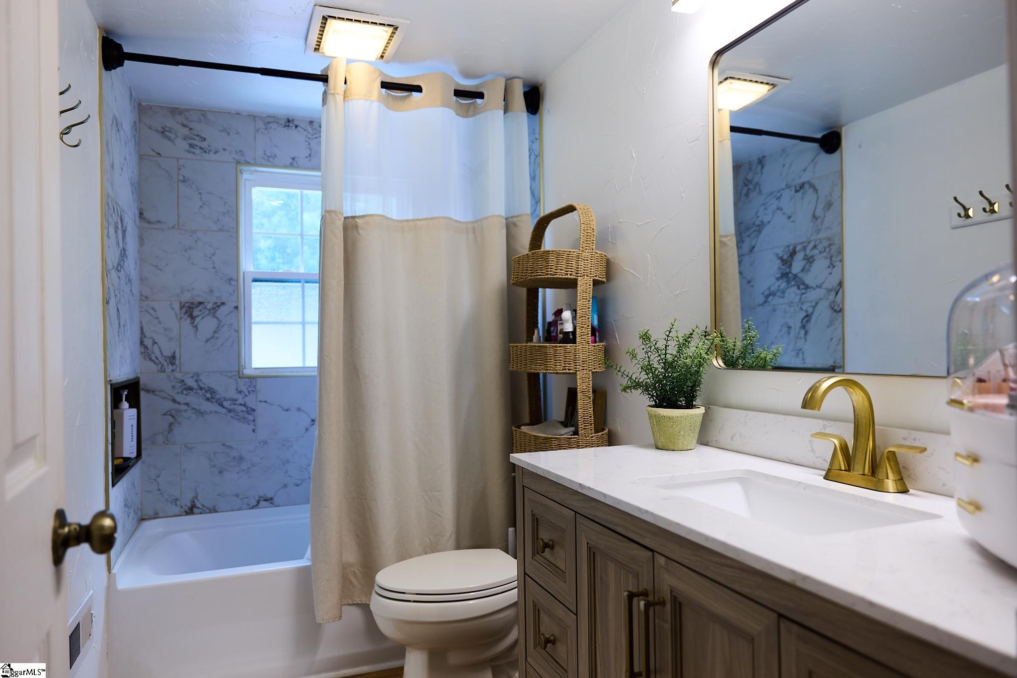 406 South 2nd Street Easley, SC 29640 - Photo 22 of 33