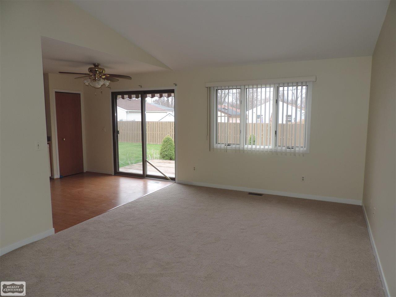 26095 Old Shook Road Harrison Township, MI 48045 - Photo 4 of 13