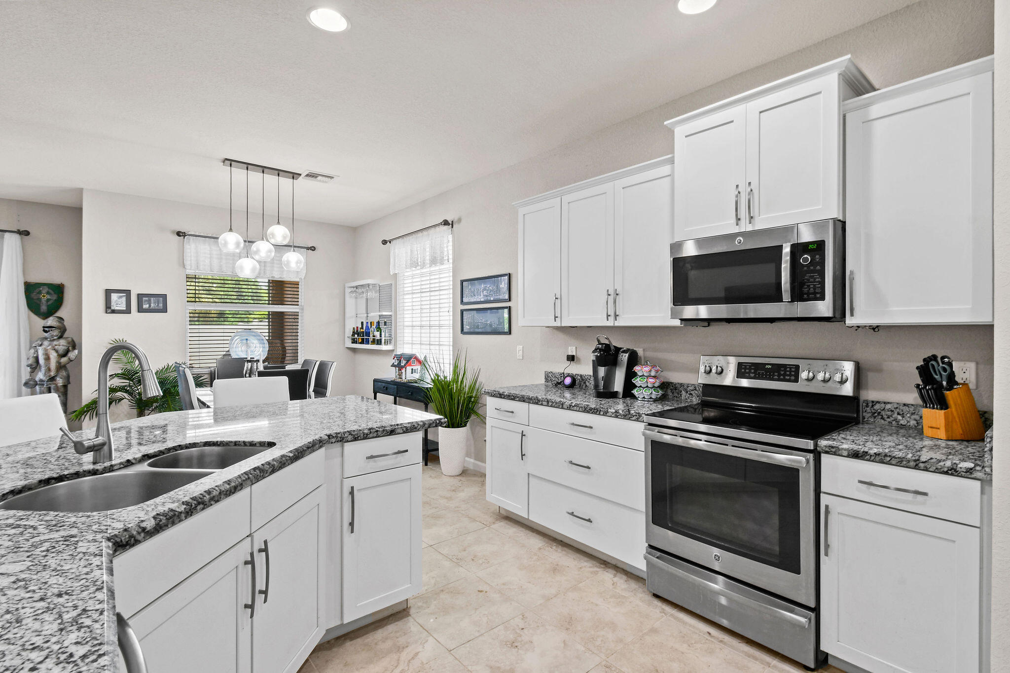 7139 Limestone Cay Road Jupiter, FL 33458 - Photo 12 of 63 7139LimestoneCayRd(14)