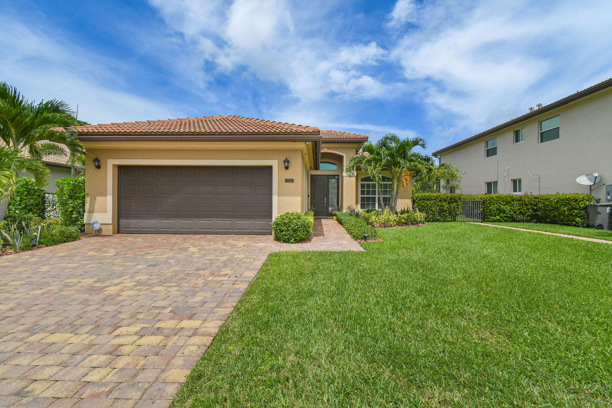 7139LimestoneCayRd(2)