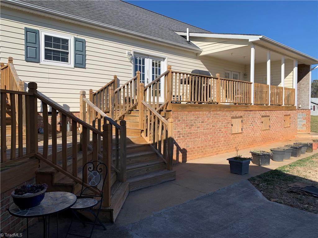 5717 Friendship Circle Road East Bend, NC 27018 - Photo 24 of 34 Gallery Image 24