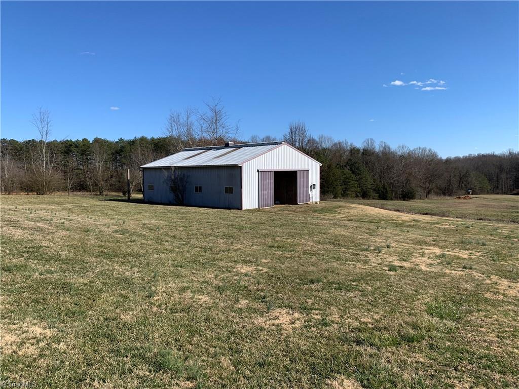 5717 Friendship Circle Road East Bend, NC 27018 - Photo 31 of 34 Gallery Image 31