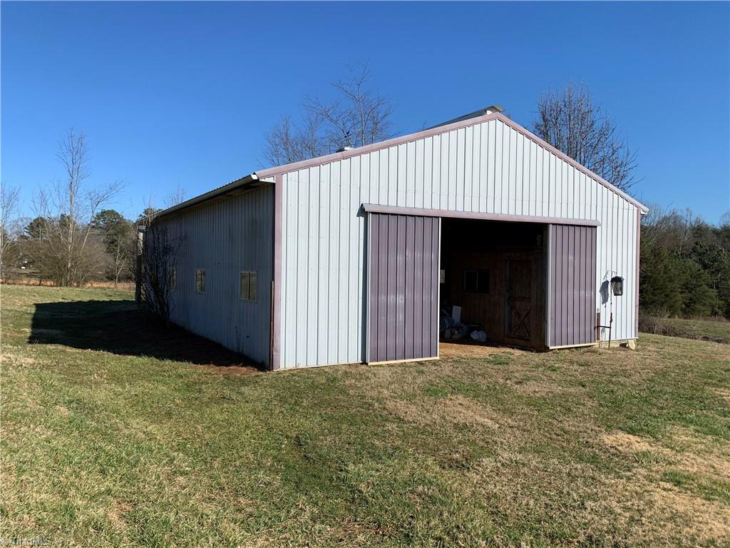 5717 Friendship Circle Road East Bend, NC 27018 - Photo 32 of 34 Gallery Image 32
