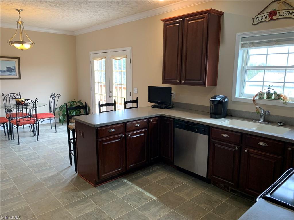 5717 Friendship Circle Road East Bend, NC 27018 - Photo 6 of 34 Gallery Image 6